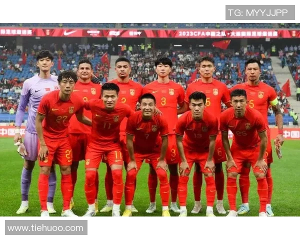 中国足球明星帅哥们的魅力与风采展现，谁是你心中的最佳球员之选